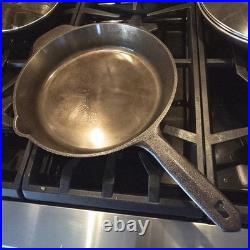 Skillet, Fredricksburg Cast Iron Company #10 Sits Flat Very Smooth Skillet, Fredricksburg Cast Iron Company #10 Sits Flat Very Smooth