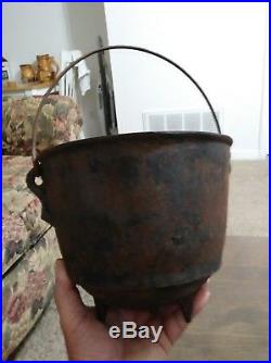 Small Vintage #6 Gatemarked Cast Iron Bean Pot Peyote Drum