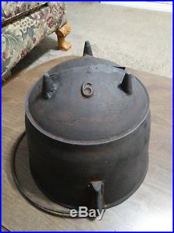 Small Vintage #6 Gatemarked Cast Iron Bean Pot Peyote Drum