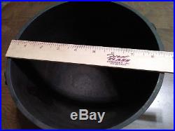 Small Vintage #6 Gatemarked Cast Iron Bean Pot Peyote Drum