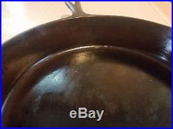 Solid & Sturdy Cast Iron Skillet GRISWOLD No. 10 716B