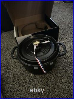 Staub Round Cocotte 2.75QT Black with Lid