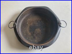 Sukiyaki antique/ vintage cast iron pot