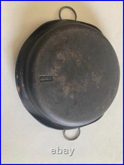 Sukiyaki antique/ vintage cast iron pot