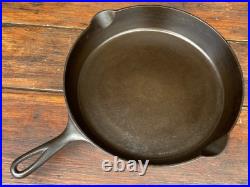 The Favorite #12 Cast Iron Skillet