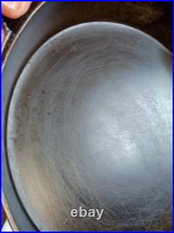 The Favorite #9 Cast Iron Skillet With Wobble and Crack (Please Read)