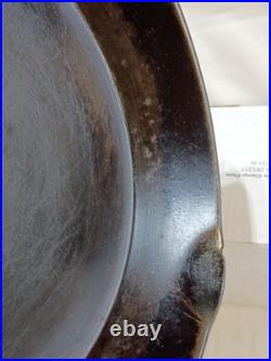 The Favorite #9 Cast Iron Skillet With Wobble and Crack (Please Read)