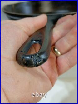 The Favorite #9 Cast Iron Skillet With Wobble and Crack (Please Read)