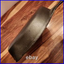 The Griswold MFG Co. Fully Marked Victor Cast Iron Skillet #9, 723, EPU The Griswold MFG Co. Fully Marked Victor Cast Iron Skillet #9, 723, EPU