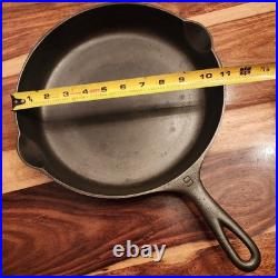 The Griswold MFG Co. Fully Marked Victor Cast Iron Skillet #9, 723, EPU The Griswold MFG Co. Fully Marked Victor Cast Iron Skillet #9, 723, EPU