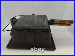 The Wagner M'F'G CO. Sidney O Square Cast Iron Waffle Maker 1910 With Base