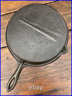 Tulip Fancy Handle #9 Cast Iron Skillet With Gate Mark