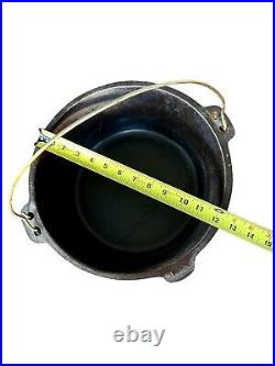 Unbranded 12 Cast Iron Dutch Oven With Lid Round Handle 3 Legged Seasoned