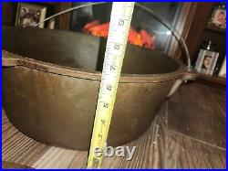 Unmarked Cast Iron 16 Huge dutch oven vintage 16 XLarge Family Size HTF