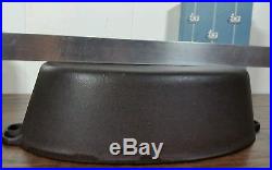 Unmarked Early Lodge #4 Cast Iron Oval Roaster Vtg USA Cleaned Seasoned