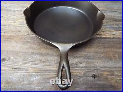 Unmarked Favorite #10, 11-1/4 Cast Iron Skillet, Restored