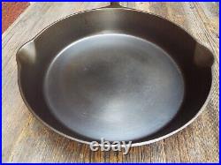 Unmarked Favorite #10, 11-1/4 Cast Iron Skillet, Restored