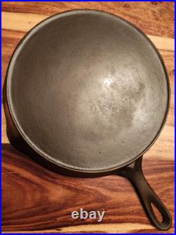 Unmarked Wagner #8 Cast Iron Skillet With Heat Ring, Maker Mark A (on handle)
