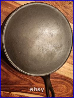 Unmarked Wagner #8 Cast Iron Skillet With Heat Ring, Maker Mark A (on handle)