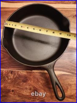 Unmarked Wagner #8 Cast Iron Skillet With Heat Ring, Maker Mark A (on handle)