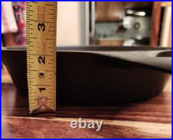 Unmarked Wagner #8 Cast Iron Skillet With Heat Ring, Maker Mark A (on handle)