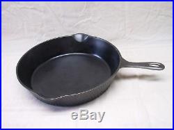 VINTAGE 12 # 10 CHICAGO HARDWARE FOUNDRY DEEP HAMMERED CAST IRON SKILLET With LID