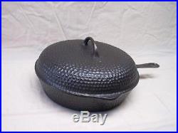 VINTAGE 12 # 10 CHICAGO HARDWARE FOUNDRY DEEP HAMMERED CAST IRON SKILLET With LID