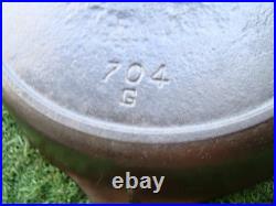 VINTAGE GRISWOLD # 8 LARGE SLANT LOGO MARKED 704 E CAST IRON SKILLET withHR