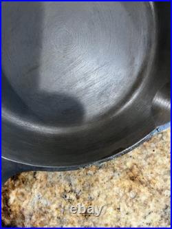 VTG Griswold No. 2 Cast Iron Skillet Erie PA 703 Large Logo Read