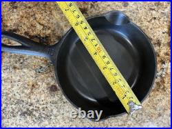 VTG Griswold No. 2 Cast Iron Skillet Erie PA 703 Large Logo Read