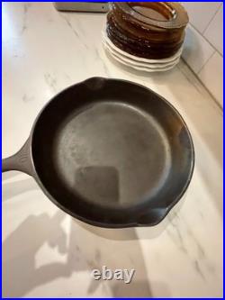 VTG Wagner Ware #10 Cast Iron Skillet 1060 A 12 Inch Skillet 1060A NICE