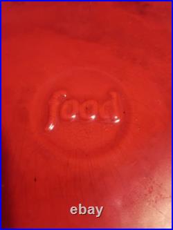 Ventage FOOD Net. Red Enameled Cast Iron 5.5 quart Dutch Oven Clean Red White