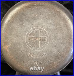 Very Nice GRISWOLD NO. 4 Cast Iron Skillet with the Grooved Handle 702-D