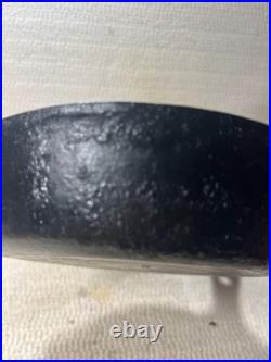 Very Rare #4 Griswold Cast Iron Bbq Skillet 669-a- 3-holed Handle See Details