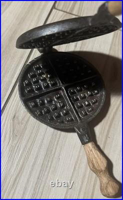 Very Rare Wapak Indian Head Medallion Mini Cast Iron Waffle Maker Antique