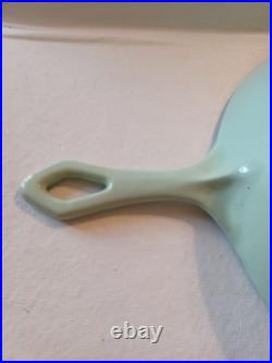 Very Very Rare Chicago Hardware Foundry 8.5 Mint Green Enamel Cast Iron Skillet