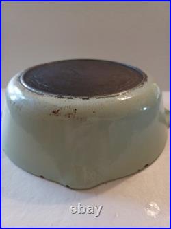 Very Very Rare Chicago Hardware Foundry 8.5 Mint Green Enamel Cast Iron Skillet