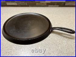 Vintage #10 Favorite Piqua Ware Cast Iron Round Smiley Skillet Griddle Restored