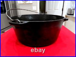 Vintage #12 Unmarked Cast Iron Dutch Oven Camping Fish Fryer WithO Lid L8.15