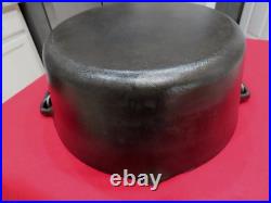 Vintage #12 Unmarked Cast Iron Dutch Oven Camping Fish Fryer WithO Lid L8.15