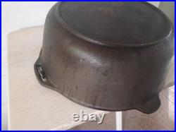 Vintage 13.5 Unmarked #12 DO MADE IN USA D 12 Cast Iron Dutch Oven Pot