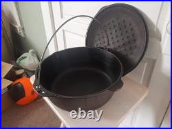 Vintage 13.5 Unmarked #12 DO MADE IN USA D 12 Cast Iron Dutch Oven Pot