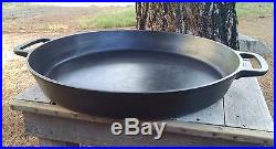Vintage 20 Lodge Cast Iron Double Handled Hotel Pan with Heat Ring EUC Skillet