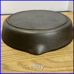 Vintage 3 Notch Lodge #10 Cast Iron Skillet Heat Ring Restored