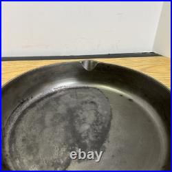 Vintage 3 Notch Lodge #10 Cast Iron Skillet Heat Ring Restored