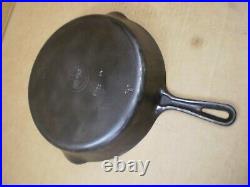 Vintage #9 Griswold 11 Cast Iron Skillet Fry Pan Small Block Logo Model 710-h