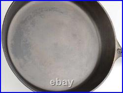 Vintage Arc Lodge Single-Notch Raised No 8 Cast Iron Skillet Restored Cond