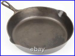 Vintage Arc Lodge Single-Notch Raised No 8 Cast Iron Skillet Restored Cond