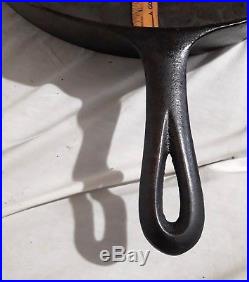 Vintage Cast Iron Large 14 Skillet Pan Diamond Logo CHF Not Griswold Sits Flat