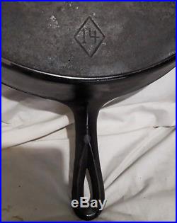 Vintage Cast Iron Large 14 Skillet Pan Diamond Logo CHF Not Griswold Sits Flat